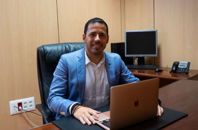 El alcalde Héctor Suárez durante la entrevista concedida a Tiempo de Canarias/Gracián Martín/TdC.